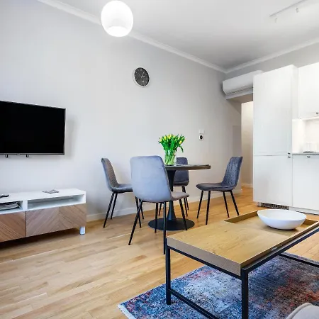 Tyzenhauz Rakowicka Street Apartment